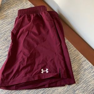 Under Amor athletic shorts